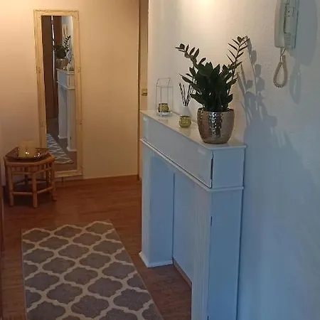 Fewo - Charmante 2 Zimmer Wohnung Mitten In Markdorf Extérieur photo